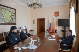 Губернатор Гордеев провел встречу с епископом Борисоглебским Сергием