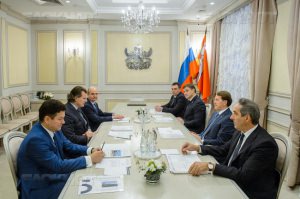 Губернатор Гордеев провел встречу с представителями крупнейшего предприятия Борисоглебска