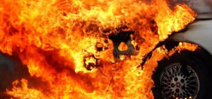 В Борисоглебске загорелся автомобиль «Митсубиси»