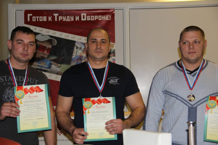Самые сильные люди Борисоглебска приняли участие в соревнованиях по армспорту