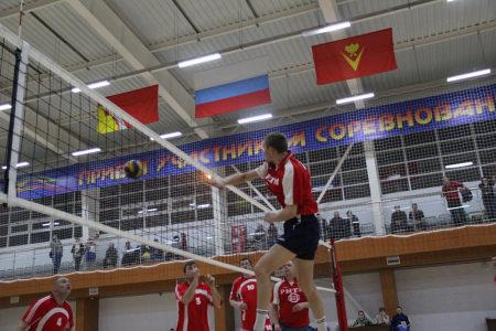 В Борисоглебске стартовал Кубок округа по волейболу