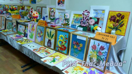 Почти 400 рисунков и поделок смастерили дети Борисоглебска для конкурса «8 Марта — мамин день»