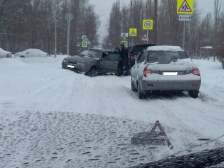 Снегопад 8 марта спровоцировал ряд ДТП на дорогах Борисоглебска и соседних районов