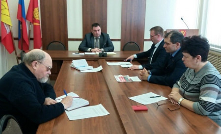 В Борисоглебске глава администрации провел встречу с руководителями местных отделений партий