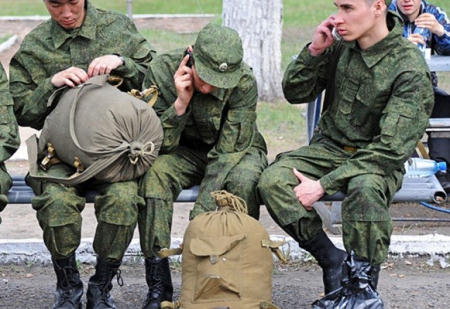 Весной этого года в российскую армию призовут около 3 тысяч белобилетников
