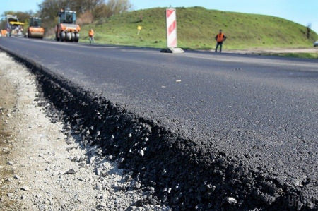 В Грибановском районе отремонтируют 13 км дорог