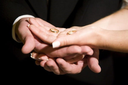 Госдума не согласилась с инициативой приравнять сожительство к браку
