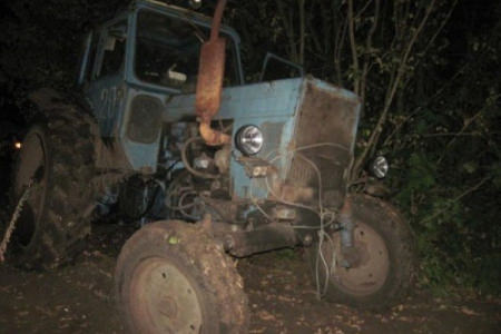 В селе под Борисоглебском охранник угнал трактор, чтобы съездить домой