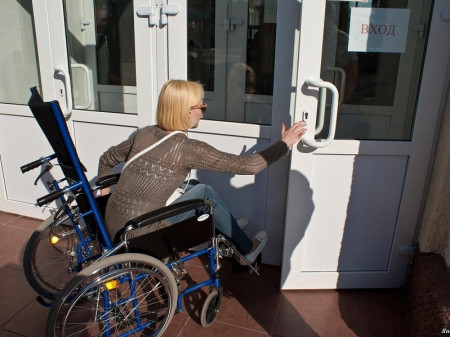 В Грибановском районе систематически нарушаются права инвалидов