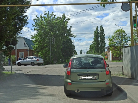 В Борисоглебске на оживленном перекрестке установили светофор
