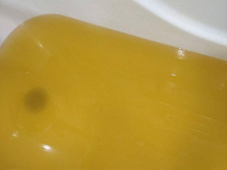 Борисоглебская администрация объяснила причины желтой воды в кранах горожан