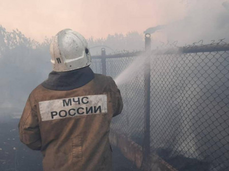 Пожарных из других регионов перебрасывают на помощь Воронежской области