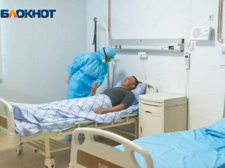 В Воронежской области за сутки госпитализировали 400 человек с COVID-19, а чиновники заговорили о позитиве