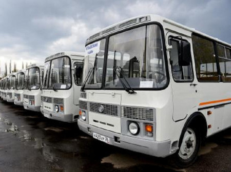 Переданные областным Департаментом промышленности и транспорта автобусы не доехали до борисоглебских пассажиров