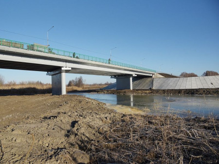 Терновские Братки получили новый мост за 224 млн рублей