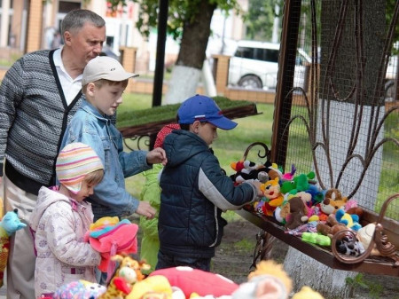 Борисоглебская «Служба Добровольцев» сообщила время проведения «Ярмарки игрушек»