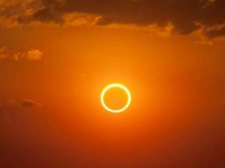 Через неделю жители России смогут увидеть кольцеобразное солнечное затмение