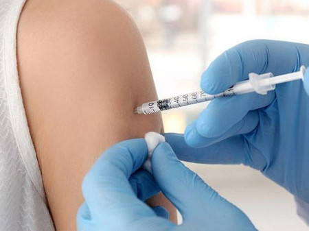 Минздрав РФ перечислил профессии, требующие обязательной вакцинации от коронавируса