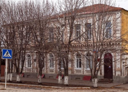 «Учет мнений жителей не требуется» : администрация Борисоглебска - о реорганизации двух городских школ