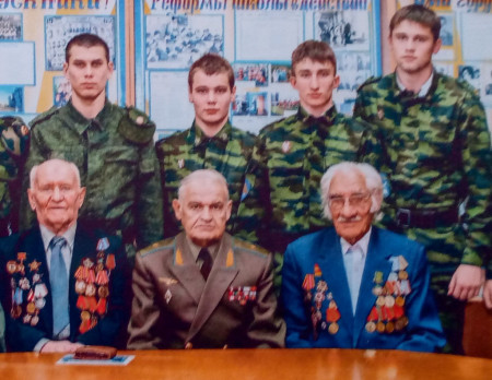 Летчик, генерал, общественник: Почетный гражданин Борисоглебска отмечает 80-летний юбилей