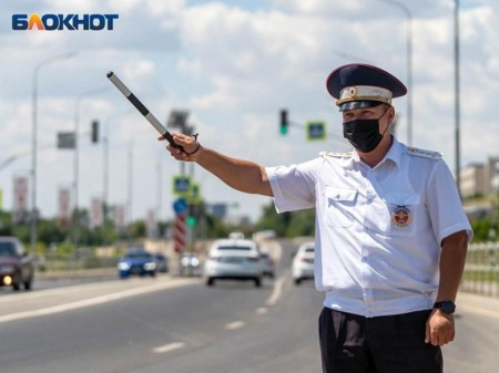 Даме с «характерным» запахом на скутере грозит 2 года лишения свободы в Воронеже