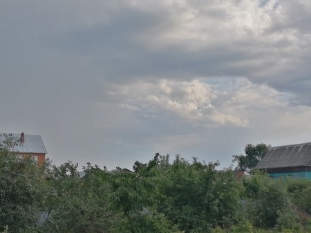 Ливни, грозы и град при сильной жаре пообещали синоптики Воронежской области