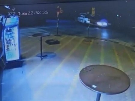 Момент смертельного столкновения маршрутки №26 и Volkswagen Tiguan попал на видео в Воронеже