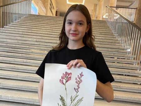 Рисунок школьницы из Борисоглебска выставили в Третьяковской галерее