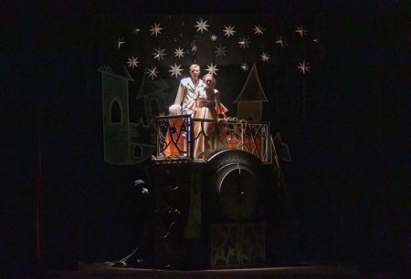 Дети и взрослые в восторге: в Борисоглебском театре состоялась премьера новогодней сказки