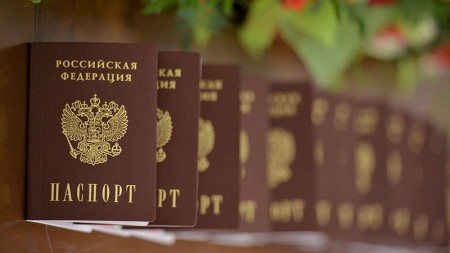Принесли присягу и дали клятву: бывшие граждане Украины получили в Борисоглебске российские паспорта