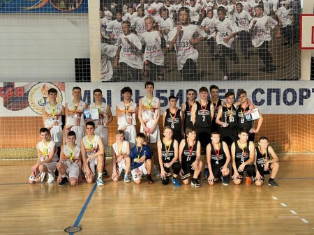 Лучшие школьные команды по баскетболу встретились на паркете СК «Борисоглебский»