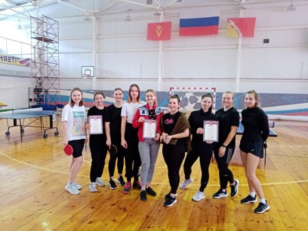 Борисоглебские школы №4 и №5 обыграли всех в настольный теннис