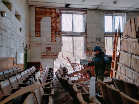 Школа, Дом культуры и 10 жилых домов попали под обстрел в подшефном районе Воронежской области