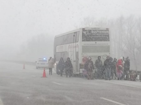 Автобус с 65 пассажирами попал в беду на воронежской трассе